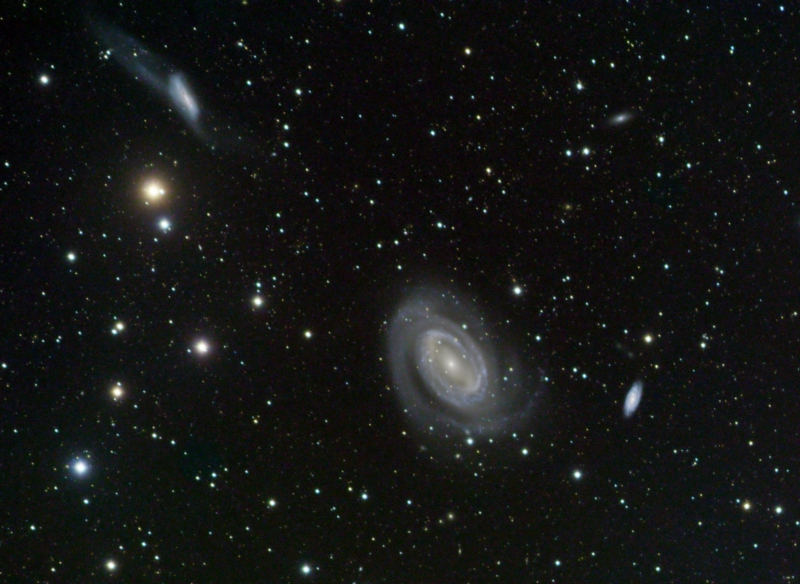 ngc4725